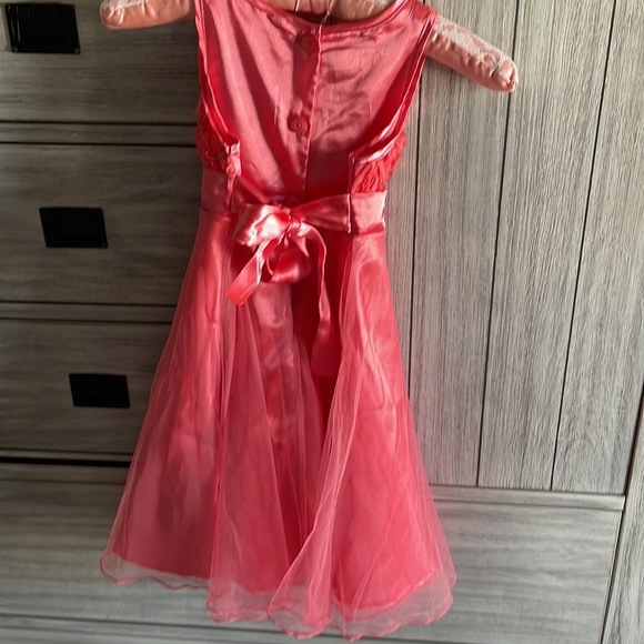 Spring dress - Picture 4 of 7